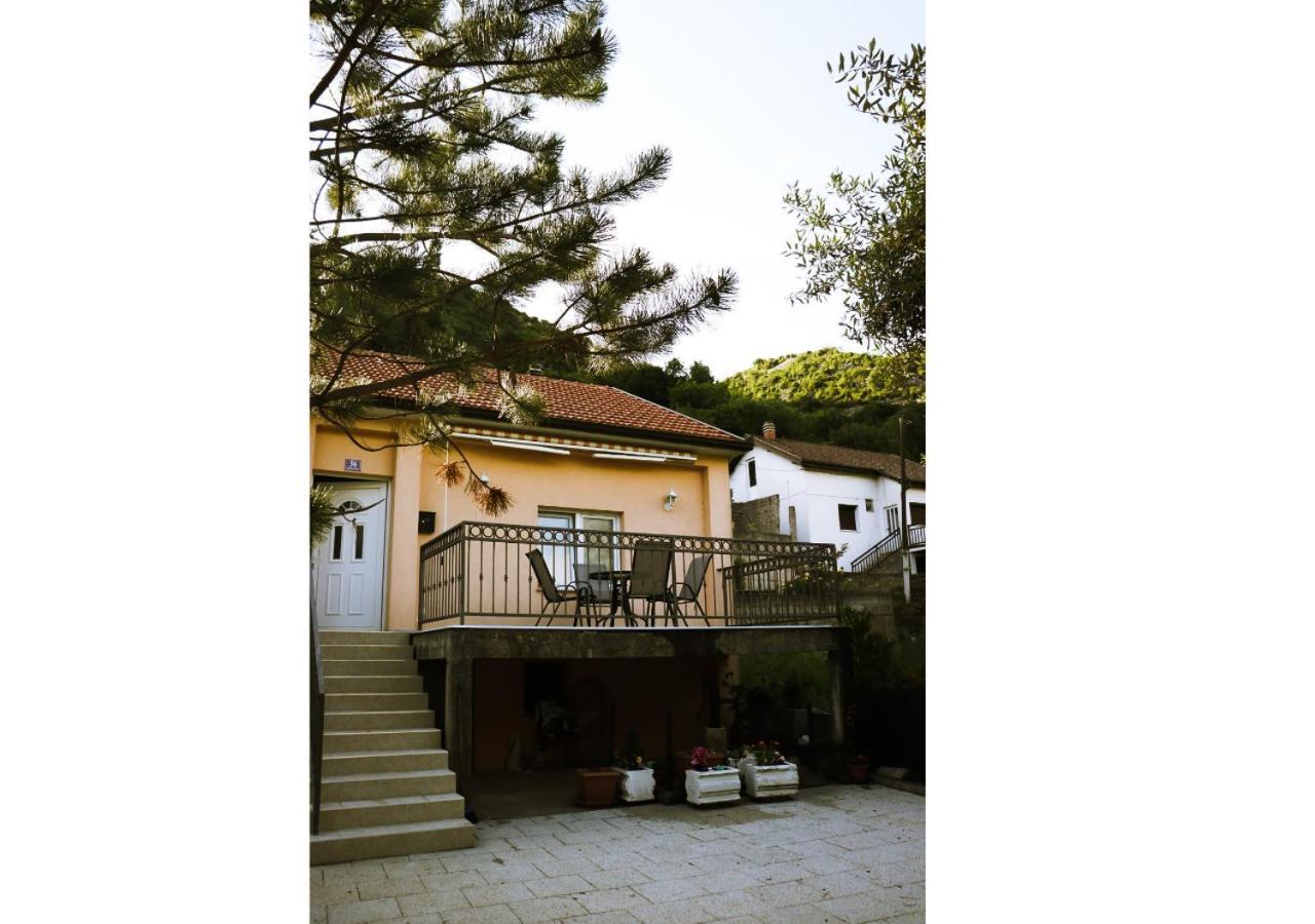 House Natural Citluk Exterior photo